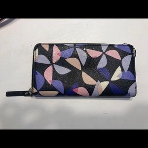 Kate Spade Windmill Pattern Zip Wallet